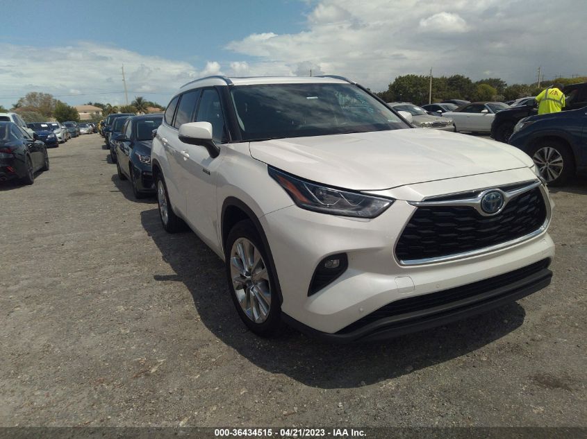 2020 TOYOTA HIGHLANDER HYBRID LIMITED - 5TDYARAH4LS002117