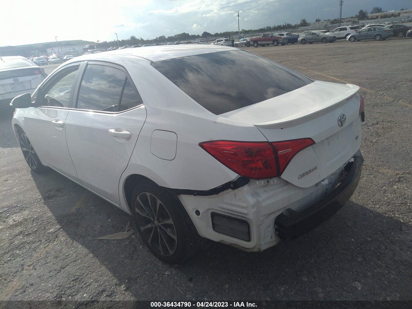 VIN 2T1BURHE3JC084680 2018 TOYOTA COROLLA SE
