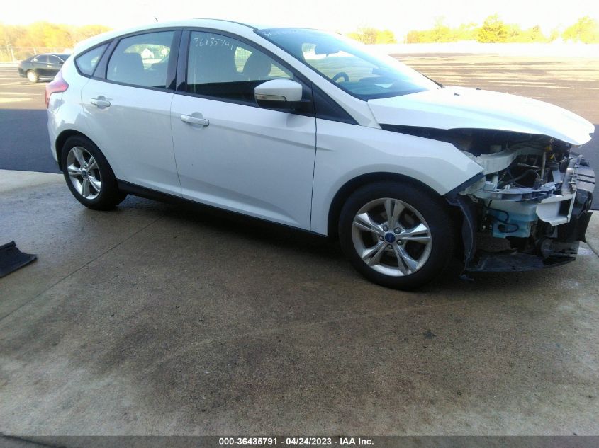 2014 FORD FOCUS SE - 1FADP3K21EL119233