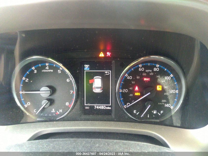 2016 TOYOTA RAV4 XLE - JTMRFREV7GJ086667