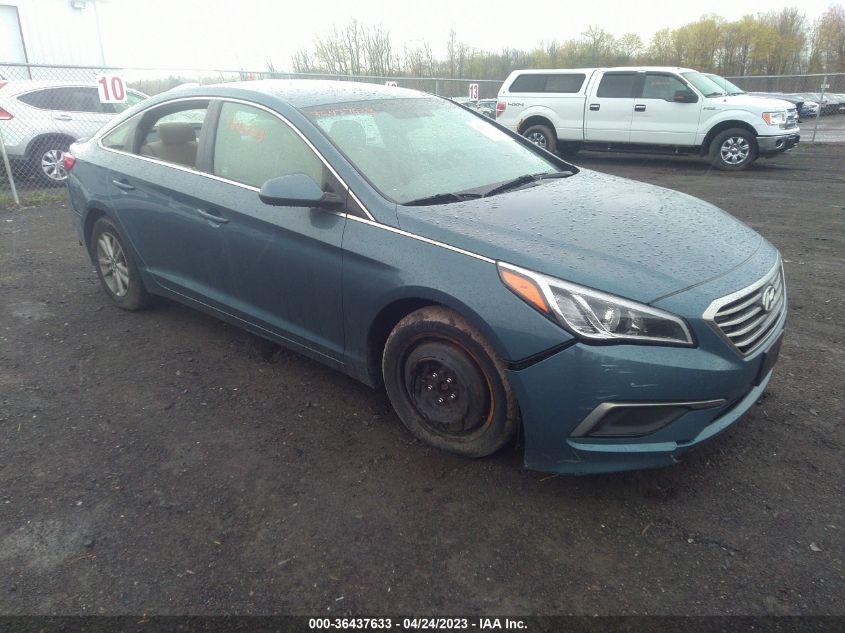 2016 HYUNDAI SONATA 2.4L SE - 5NPE24AF5GH329929