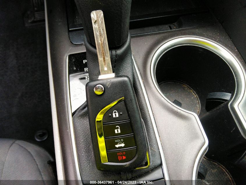 2022 TOYOTA CAMRY LE - 4T1C11AK1NU674864