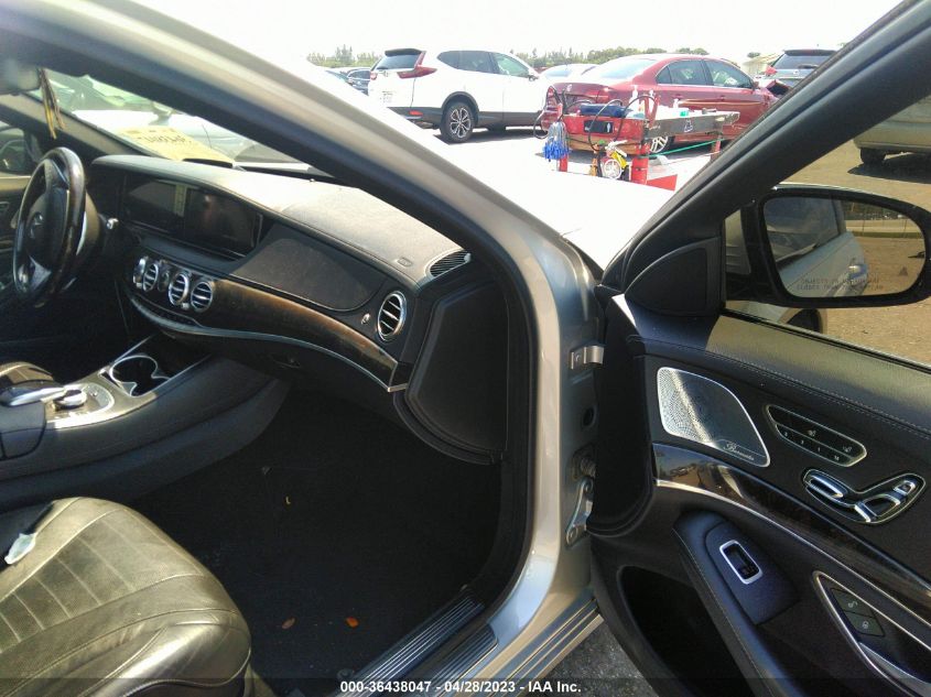 2015 MERCEDES-BENZ S-CLASS S 550 - WDDUG8CB3FA164733