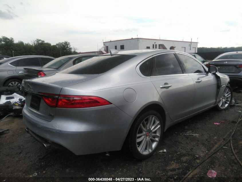 2016 JAGUAR XF 35T PRESTIGE - SAJBK4BV8GCY15611