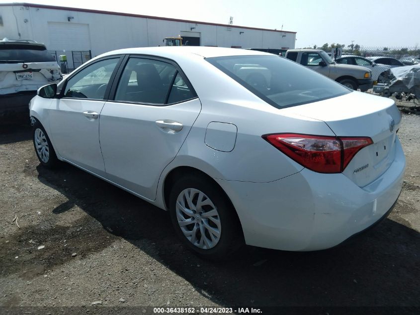 2018 TOYOTA COROLLA LE - 5YFBURHE8JP762923
