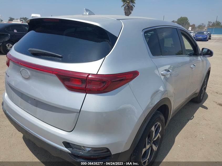 VIN KNDPM3AC7M7856714 2021 KIA SPORTAGE LX