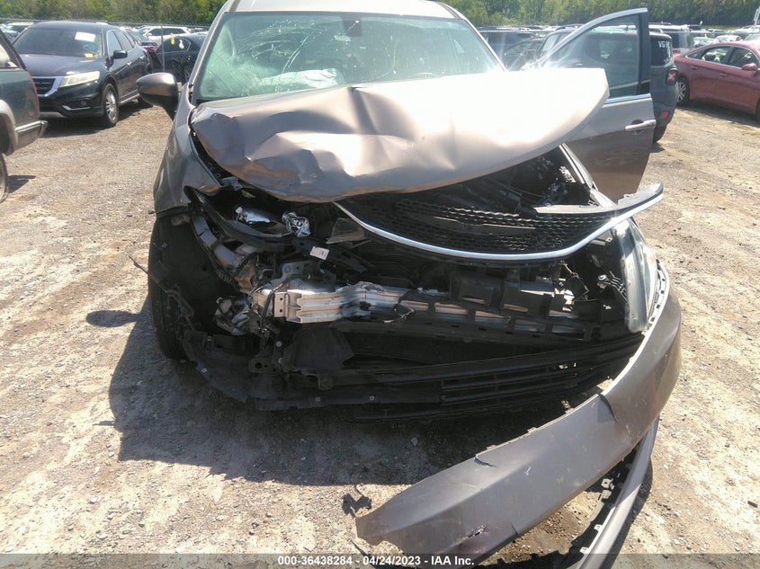 VIN 2C4RC1DG9HR550813 2017 CHRYSLER PACIFICA TOURING