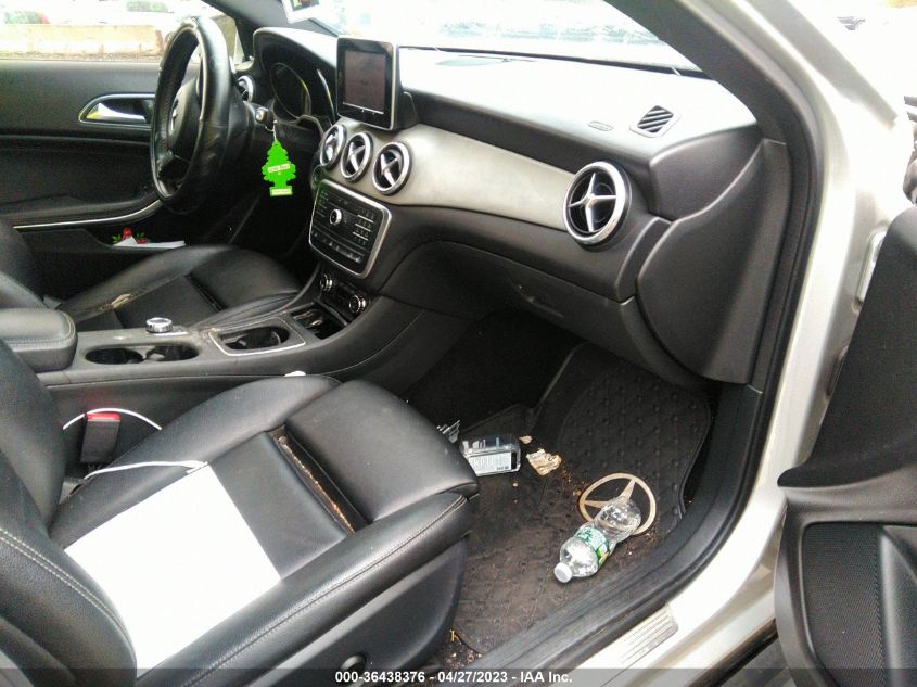 2017 MERCEDES-BENZ GLA GLA 250 - WDCTG4GB6HJ335741