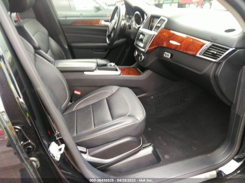 2014 MERCEDES-BENZ M-CLASS ML 550 - 4JGDA7DB8EA372542