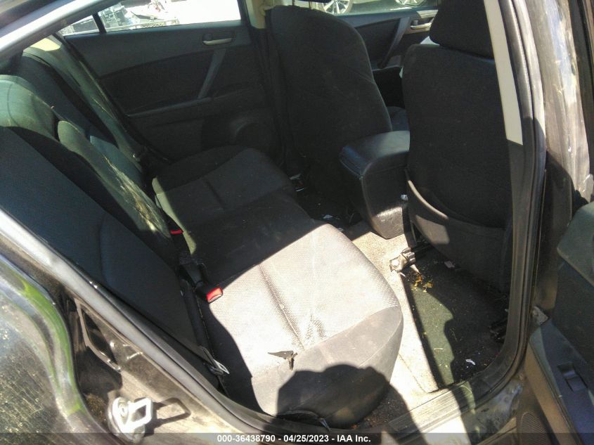 2013 MAZDA MAZDA3 I SV - JM1BL1TFXD1838607