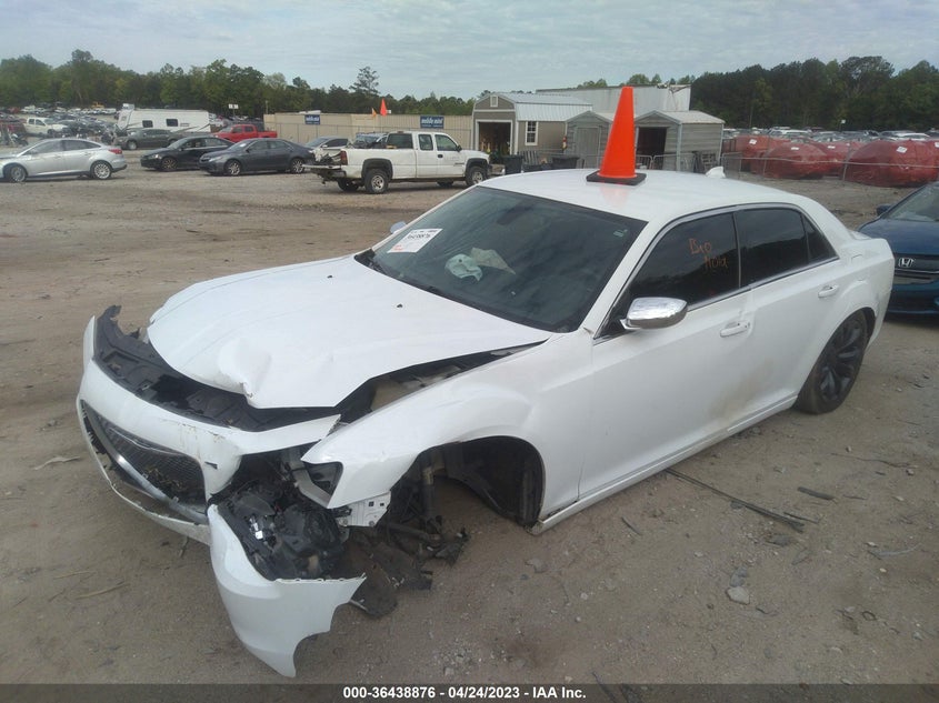 VIN 2C3CCAAG8JH214645 2018 CHRYSLER 300 TOURING