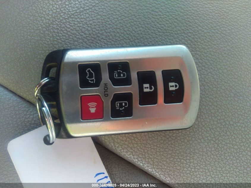 2013 TOYOTA SIENNA XLE AAS/XLE/LTD - 5TDYK3DC2DS404312