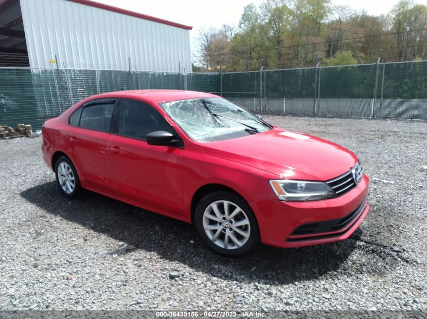 2015 VOLKSWAGEN JETTA SEDAN 1.8T SE - 3VWD17AJ2FM316775