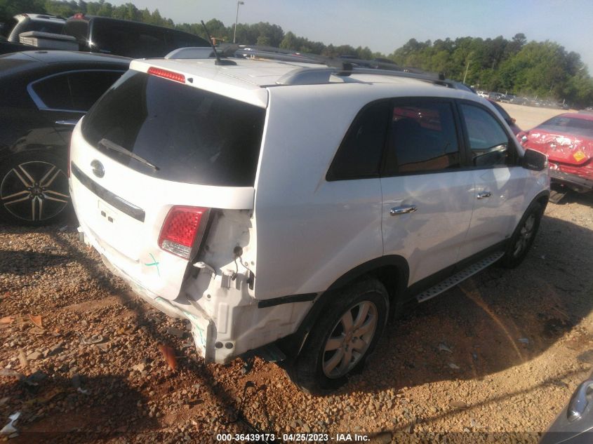 2013 KIA SORENTO LX - 5XYKTCA64DG344659