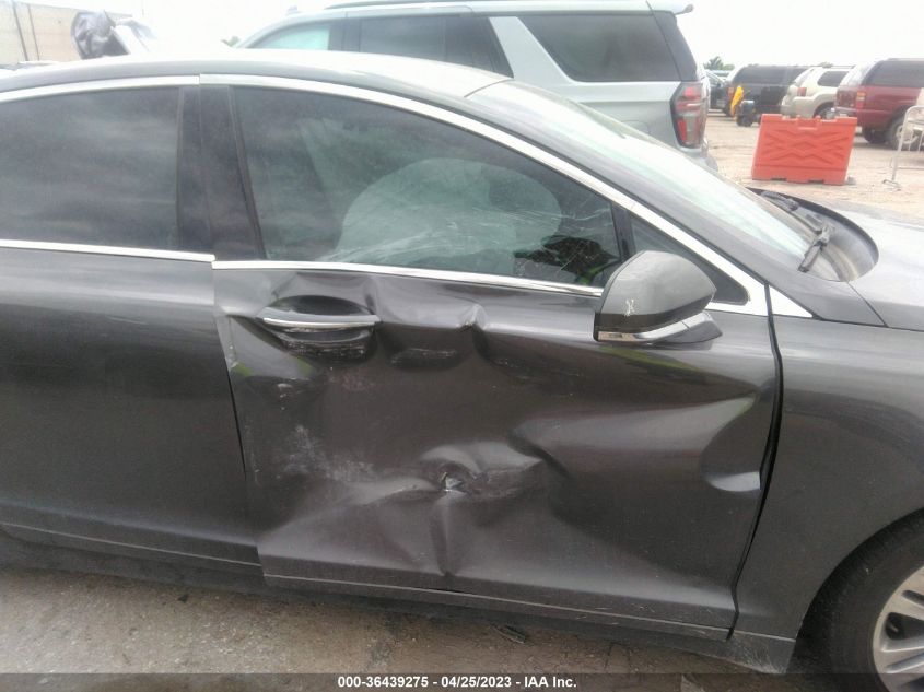 2016 LINCOLN MKZ - 3LN6L2G91GR615907