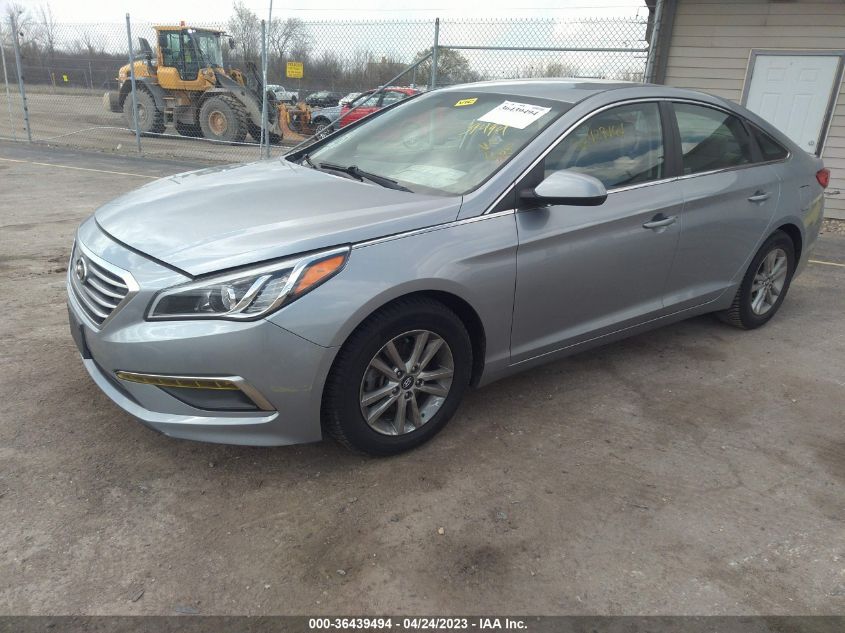 2015 HYUNDAI SONATA 2.4L SE - 5NPE24AF7FH007095