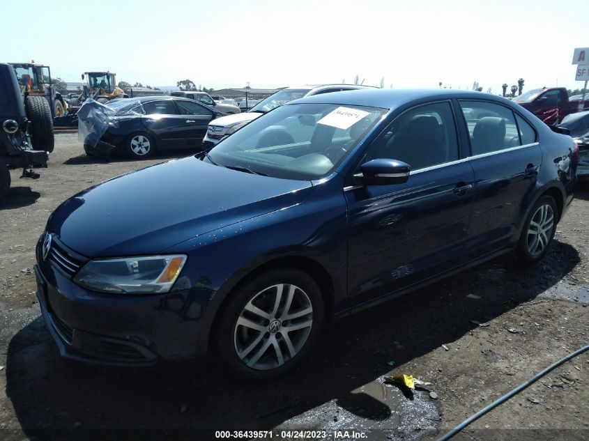 2013 VOLKSWAGEN JETTA SEDAN SE - 3VWDP7AJ0DM206805