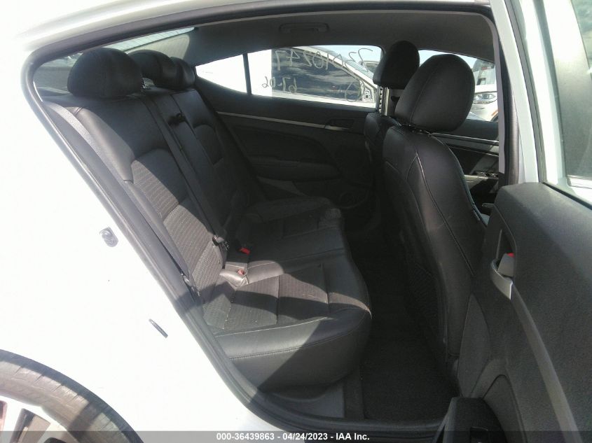 2017 HYUNDAI ELANTRA LIMITED - 5NPD84LF0HH034147