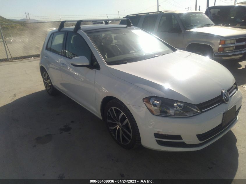 2017 VOLKSWAGEN GOLF S - 3VW217AU3HM029210