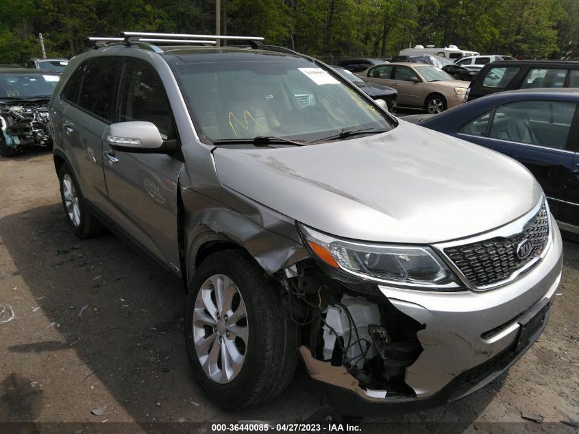 2015 KIA SORENTO EX - 5XYKUDA75FG605201