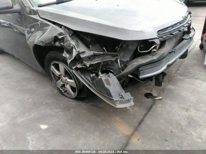 2016 CHEVROLET CRUZE LIMITED LT - 1G1PE5SB3G7166325