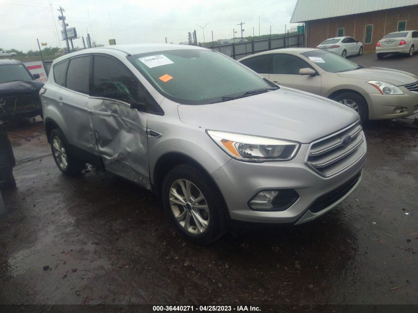 2017 FORD ESCAPE SE - 1FMCU0GD0HUC49067