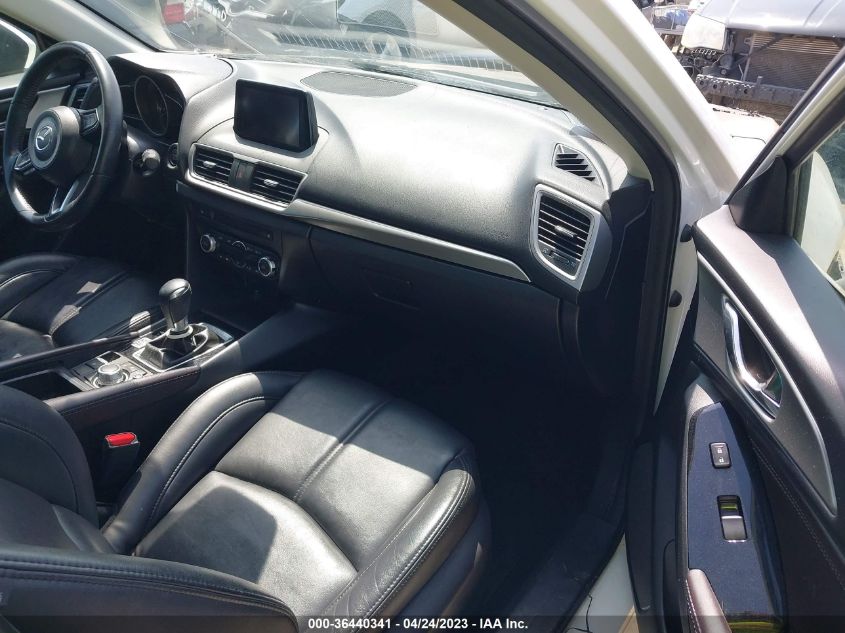 2018 MAZDA MAZDA3 4-DOOR TOURING - 3MZBN1V31JM202117