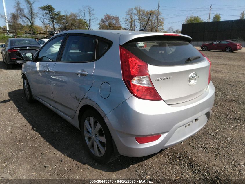 2014 HYUNDAI ACCENT SE - KMHCU5AE6EU185384