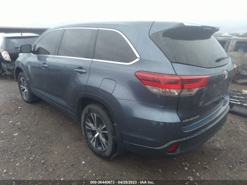 2019 TOYOTA HIGHLANDER LE - 5TDZARFH2KS060979