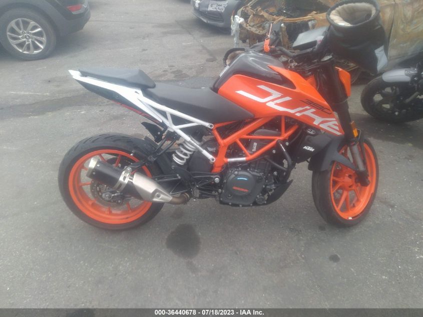 2019 KTM 390 DUKE MD2JPJ403KC221944