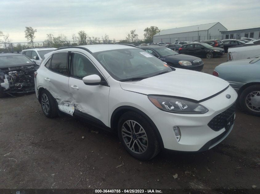 2020 FORD ESCAPE SEL - 1FMCU0H63LUA99089