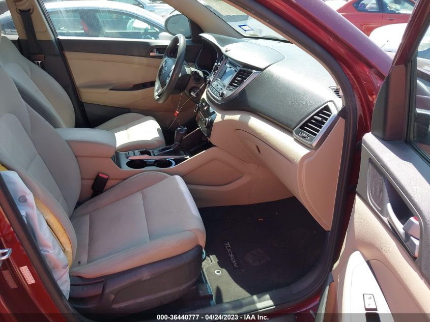 2017 HYUNDAI TUCSON SE - KM8J23A48HU435236