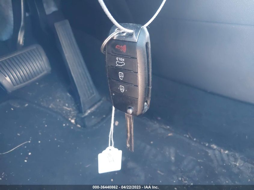 2017 KIA SOUL + - KNDJP3A58H7421253