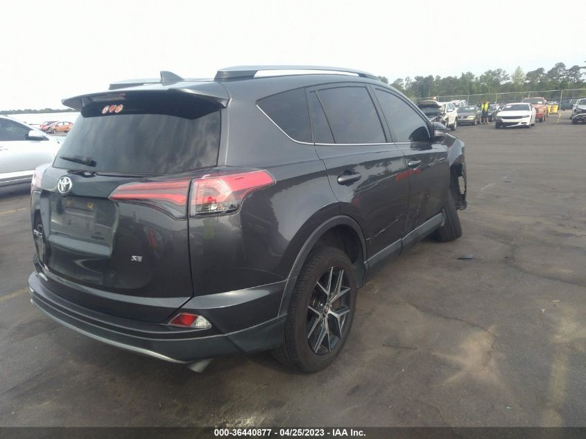 2018 TOYOTA RAV4 SE - JTMNFREV1JJ172773