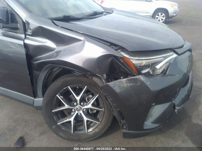 2018 TOYOTA RAV4 SE - JTMNFREV1JJ172773