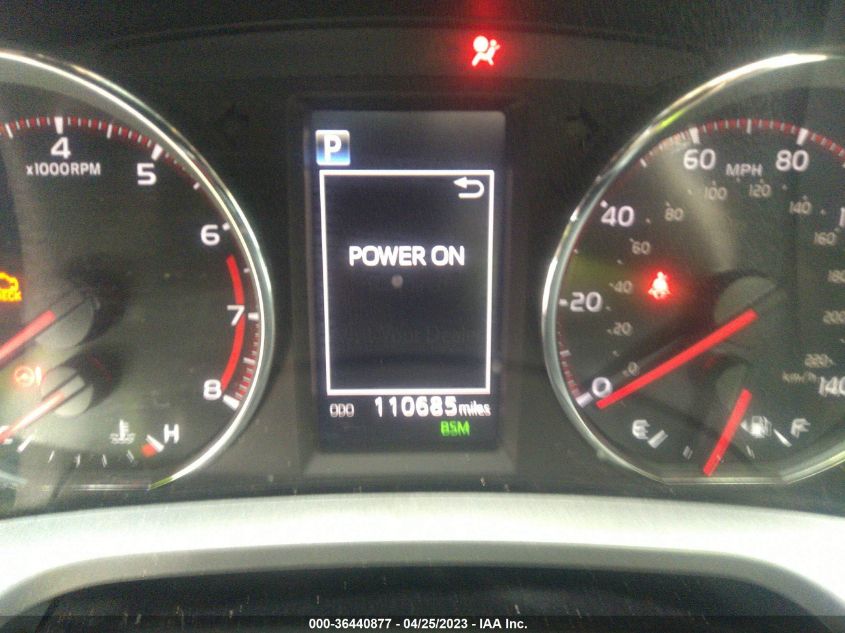 2018 TOYOTA RAV4 SE - JTMNFREV1JJ172773