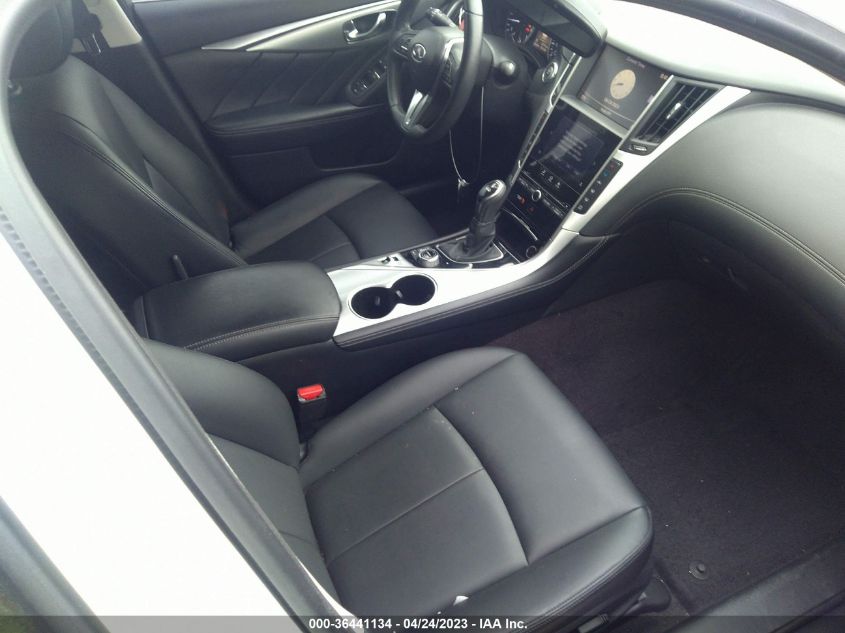 2019 INFINITI Q50 3.0T LUXE - JN1EV7AP7KM543288