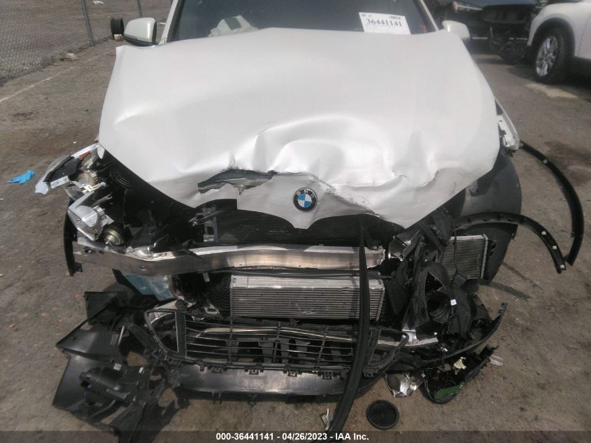 2018 BMW X1 XDRIVE28I - WBXHT3C34J5K25711