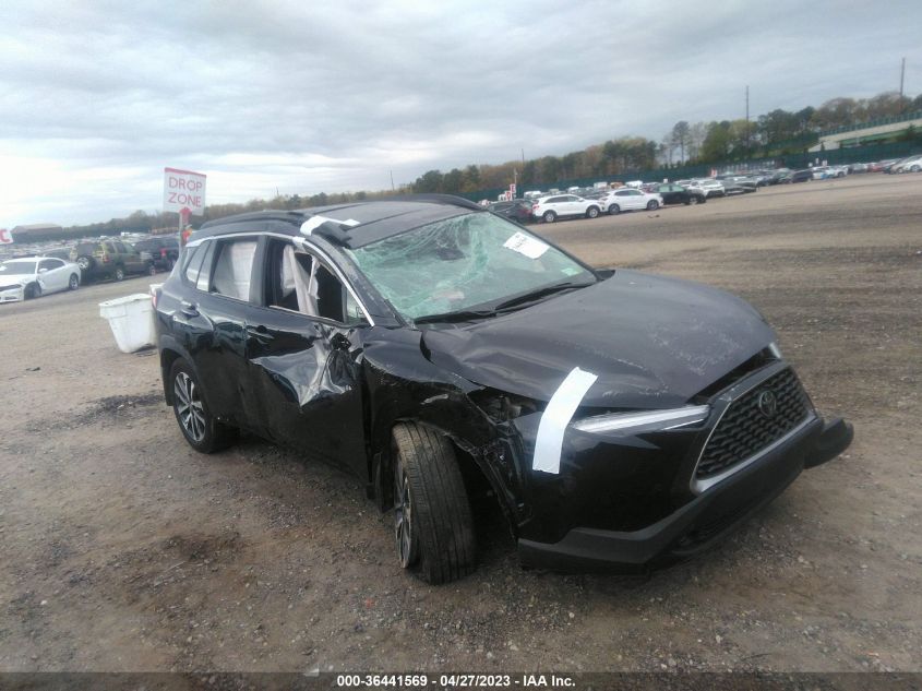 2022 TOYOTA COROLLA CROSS XLE - 7MUDAABG3NV012216