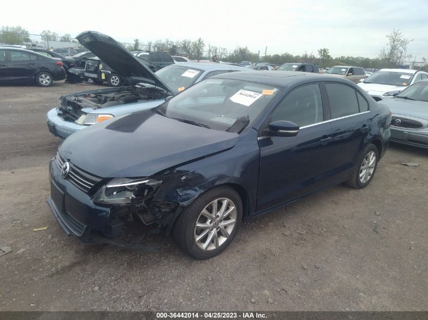 2013 VOLKSWAGEN JETTA SEDAN SE W/CONVENIENCE/SUNROOF - 3VWDP7AJXDM447383