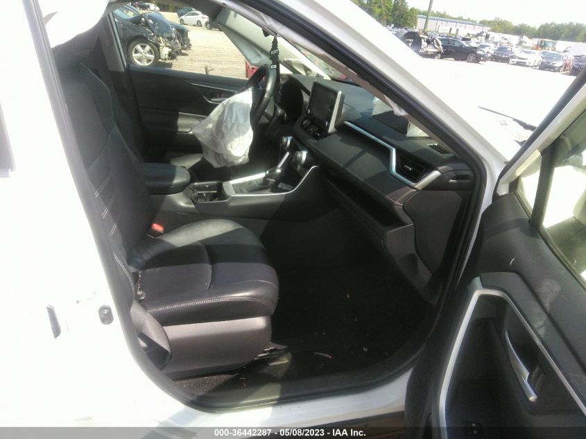 2019 TOYOTA RAV4 XLE PREMIUM - JTMA1RFV0KD023539