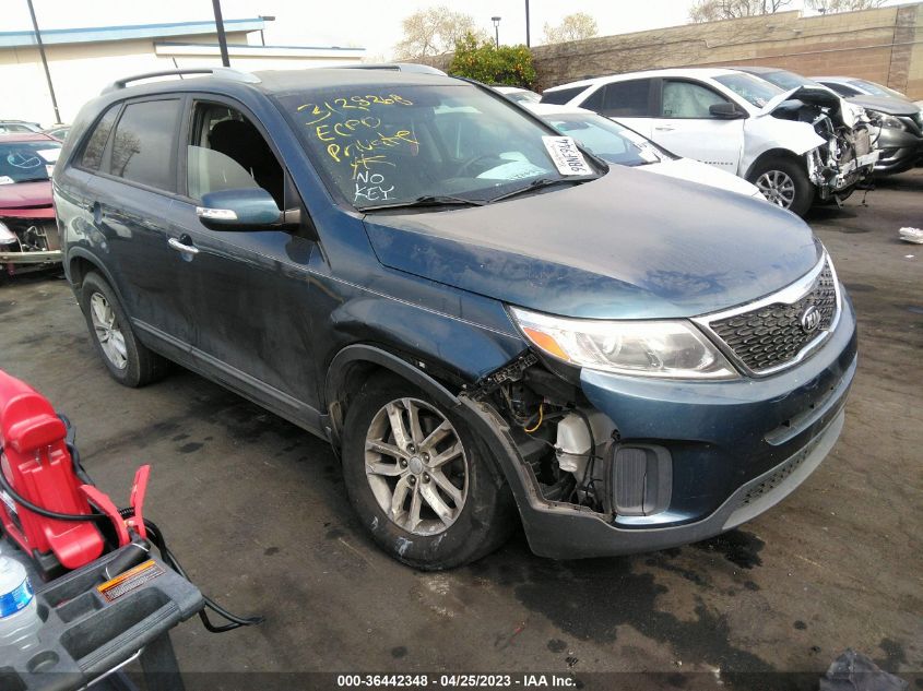 2015 KIA SORENTO LX - 5XYKT4A7XFG559559