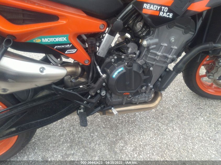 2022 KTM 890 DUKE R - VBKTU9401NM842151