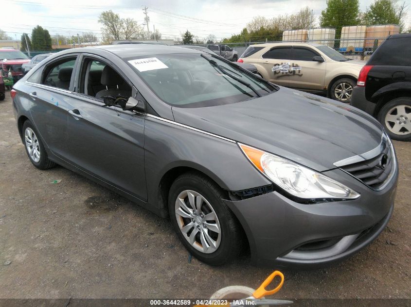 VIN 5NPEB4AC4DH533932 2013 HYUNDAI SONATA no.1