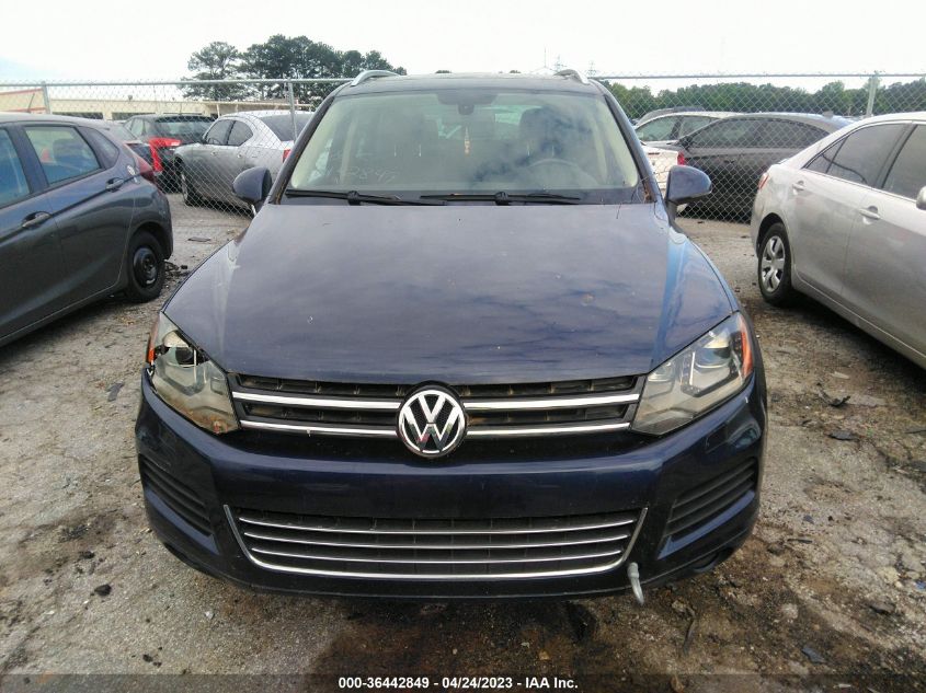 2013 VOLKSWAGEN TOUAREG LUX WVGEP9BP3DD006112