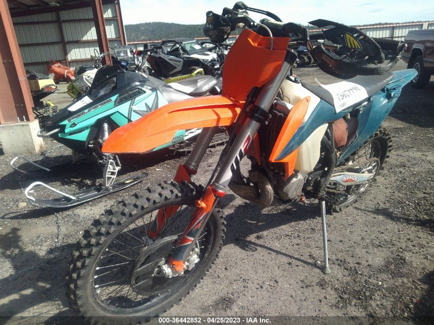 2020 KTM 300 XC TPI - VBKXCM235LM392389