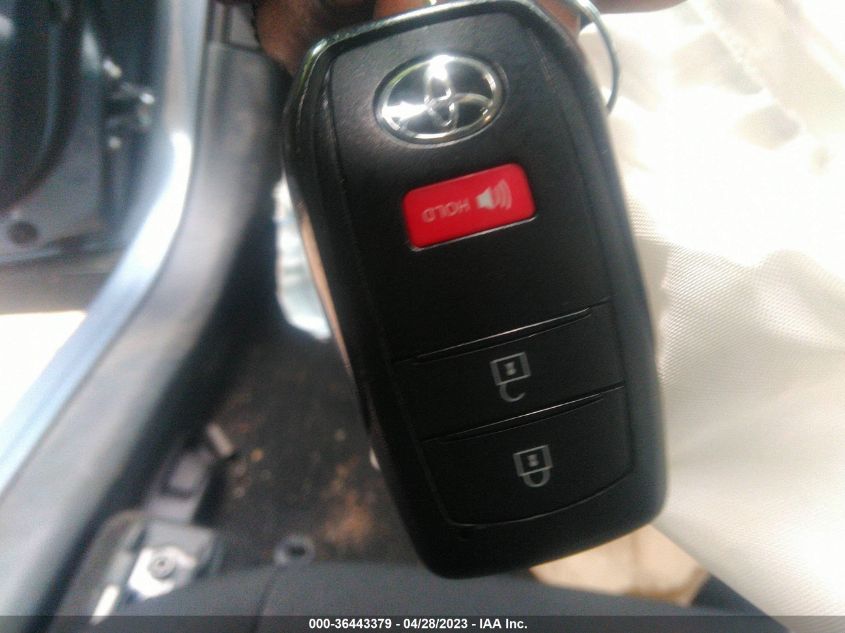 2022 TOYOTA COROLLA CROSS LE - 7MUBAABG4NV011762