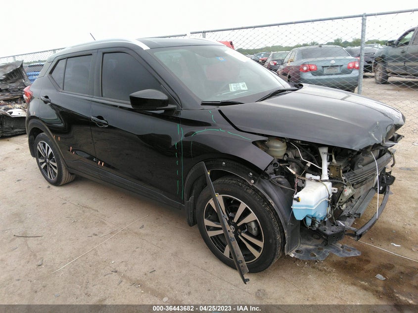 VIN 3N1CP5CU0JL545224 2018 NISSAN KICKS SV