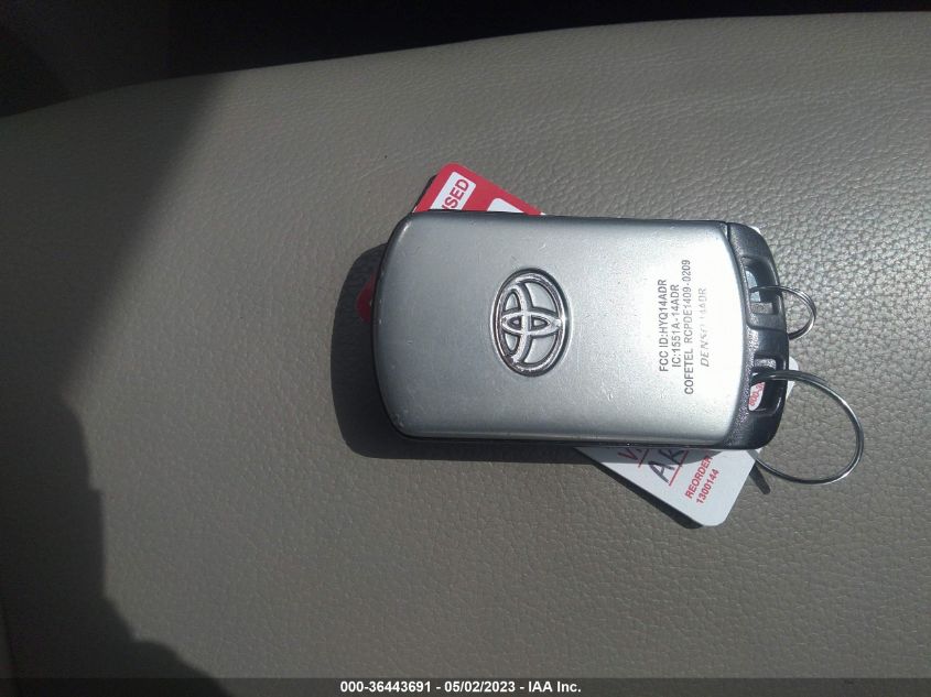 2019 TOYOTA SIENNA XLE AUTO ACCESS - 5TDYZ3DC8KS987008