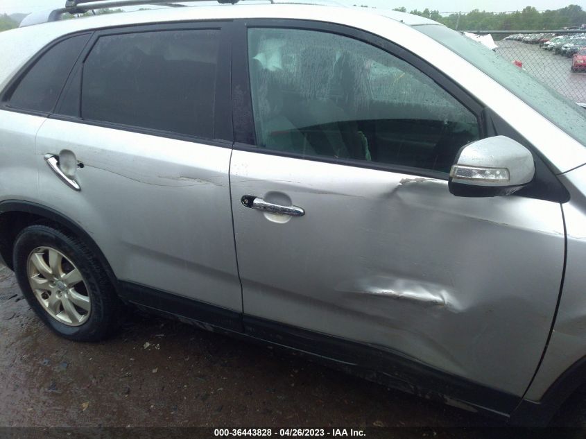 2013 KIA SORENTO LX - 5XYKT3A63DG352669